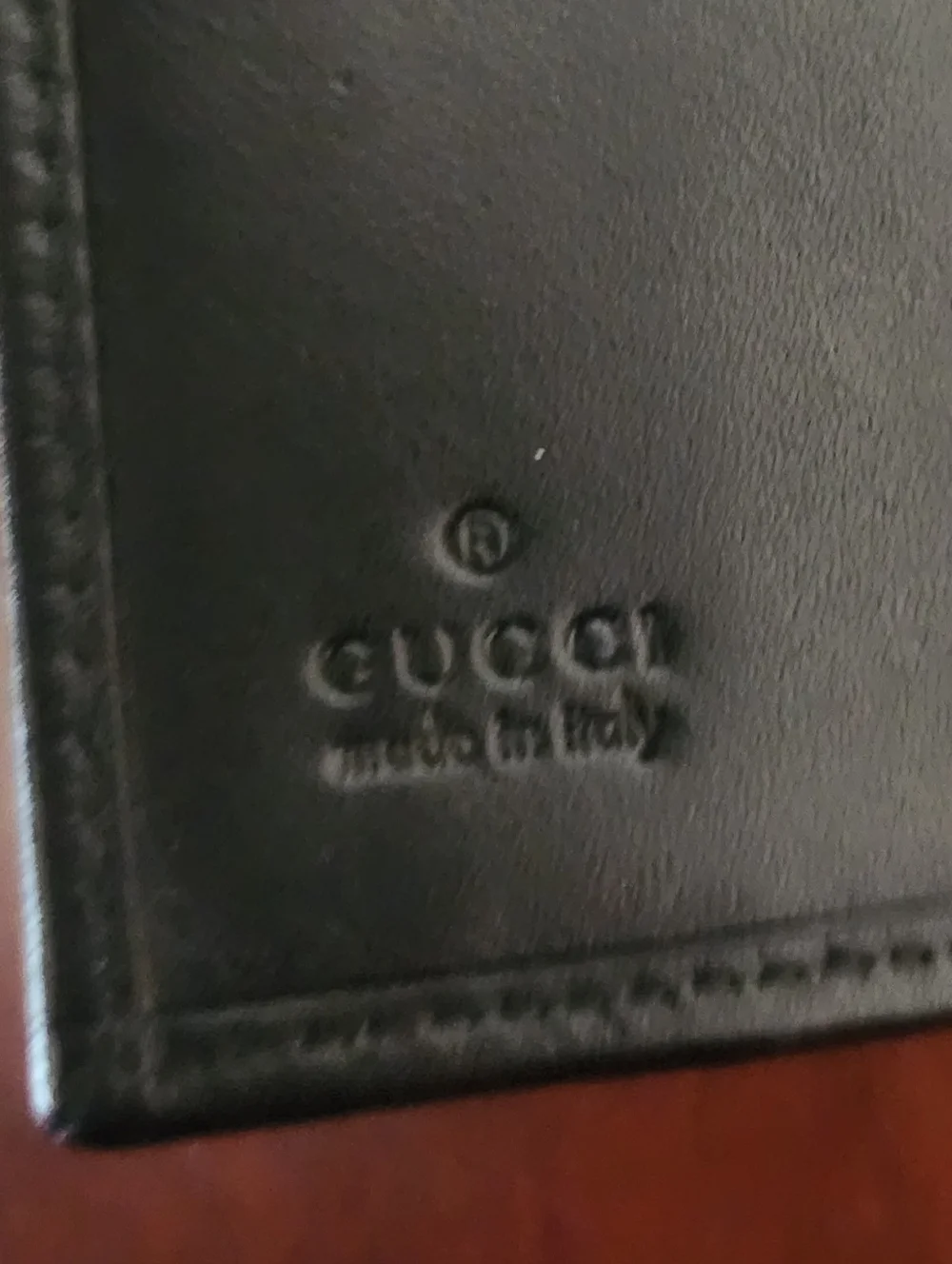 Gucci Black Leather Tiger Clasp Wallet - Picture 10 of 10